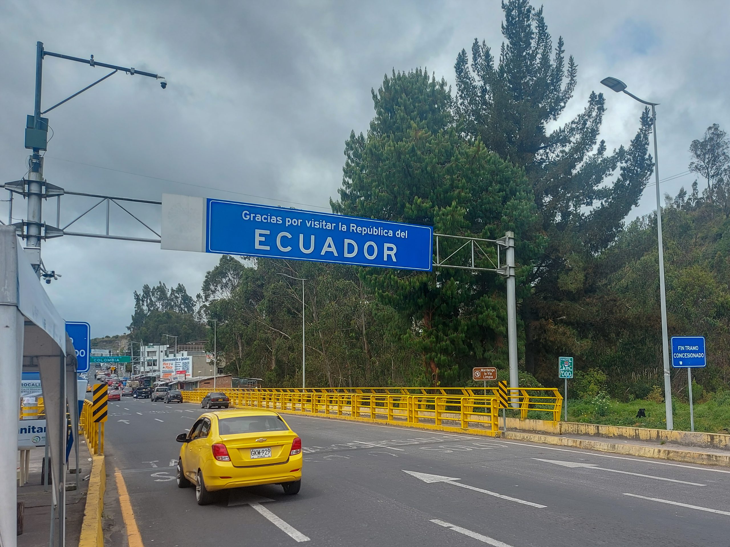 grensovergang quito naar colombia