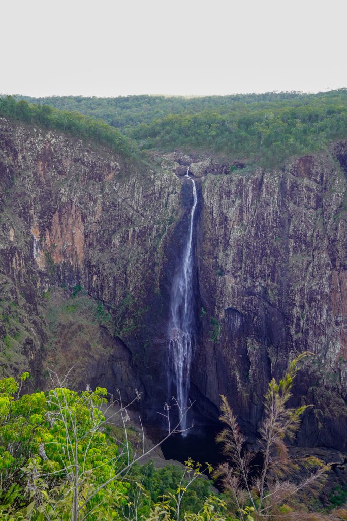 Wallaman falls