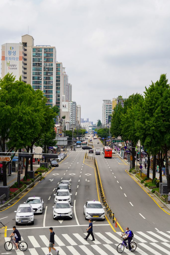 Straatbeeld Suwon, reisroute Zuid-Korea